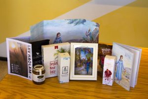 Lev Haolam Monthly Surprise Box Subscription